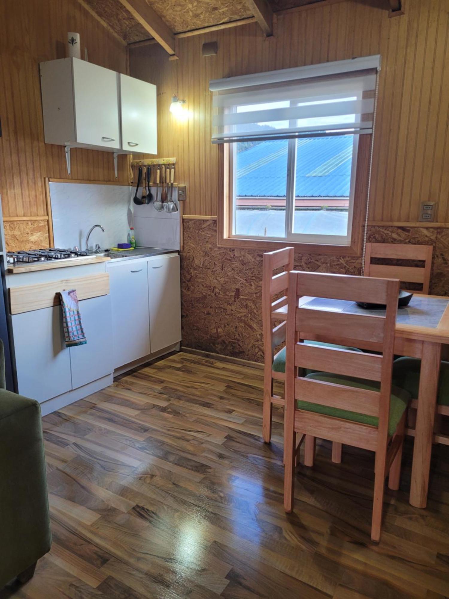 Cabanas Vientos Del Sur En Puerto Puyuhuapi Aysen Esterno foto